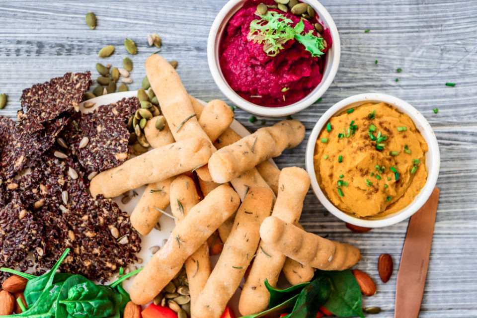 Linseed Crackers from Eat Pray Workout